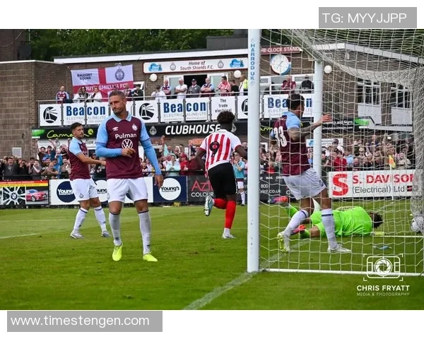 深圳排球队边路渗透战术解析与实战应用探讨